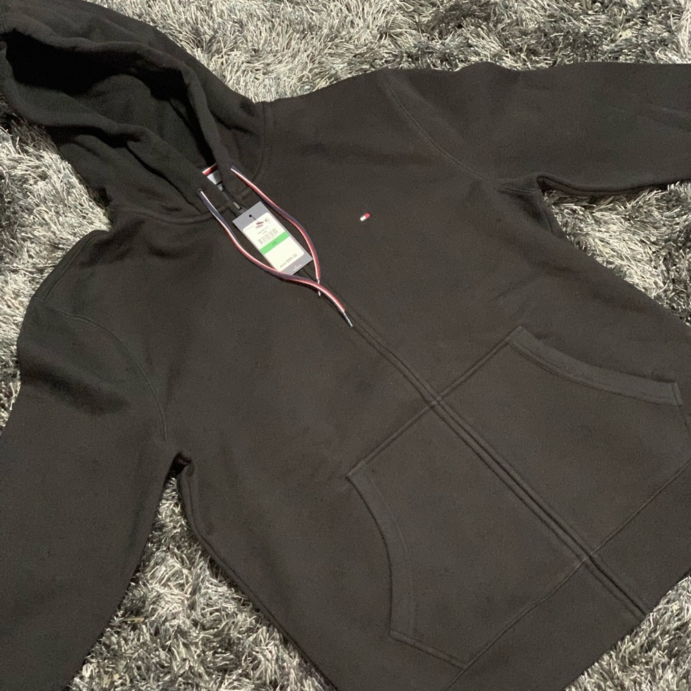 Black Tommy Hilfiger jogger set - Picture 3 of 5